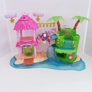 Hatchimals Figures w/ Lights & Sounds Tropical Waterslide Playset Toy Lot